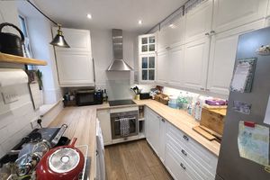 Photo 8- click for photo gallery